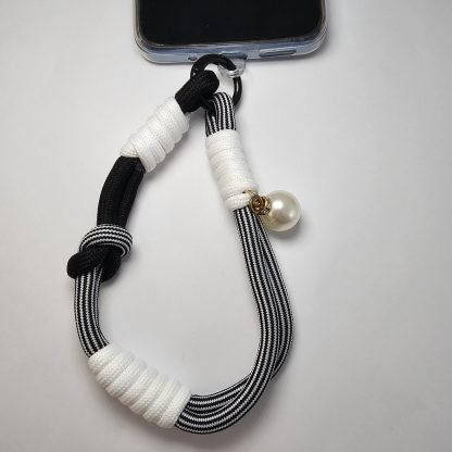 Krótka smycz z perłą do telefonu Moonlight - obrazek 2