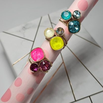 Pierścionek Golden TrioLuxe z kryształami Swarovski®, malinowy - obrazek 5