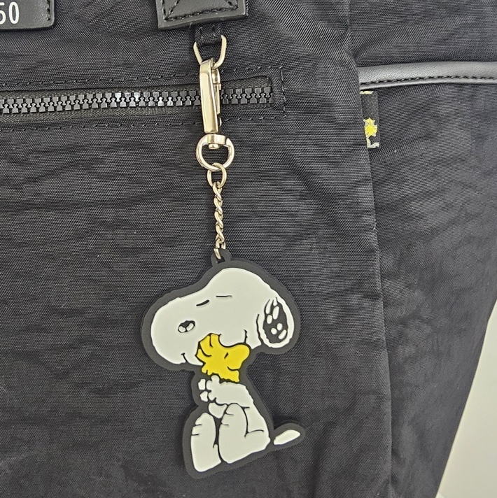 Torba na ramię Snoopy czarna - obrazek 3